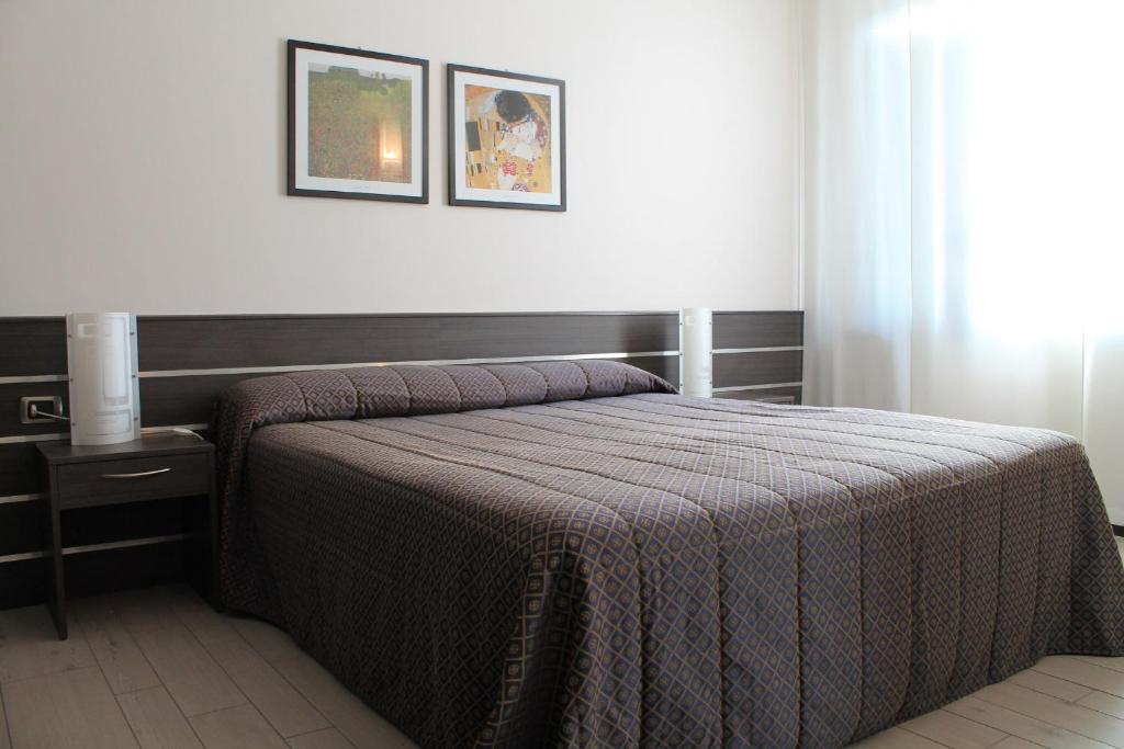 Hotel Residence Aurora Paderno Dugnano Zimmer foto